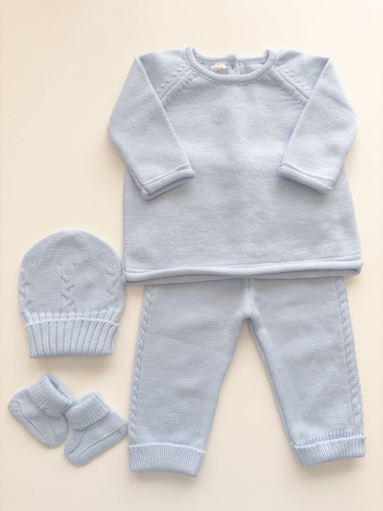 Cosmo Outfit Set