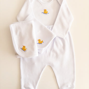 Embroidered Americano Set with Napkins