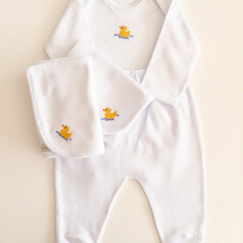 Embroidered Americano Set with Napkins