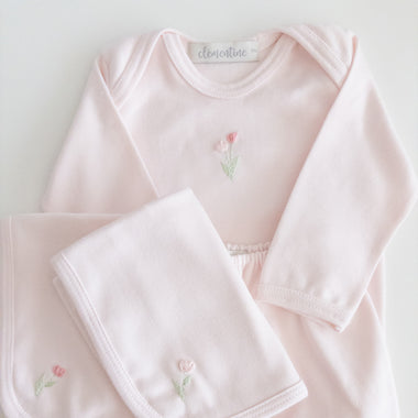 Embroidered Americano Set with Napkins